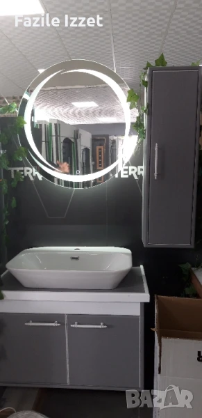 Комплект за баня в сив цвят, снимка 1