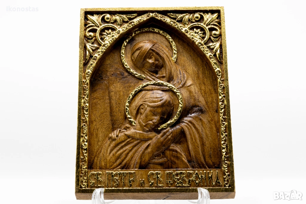 Позлатена релефна икона на Свети Петър и Света Феврония от дъб, снимка 1