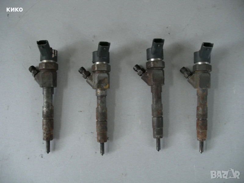 4 бр. дюзи от опел виваро - рено трафик 1.9D, снимка 1