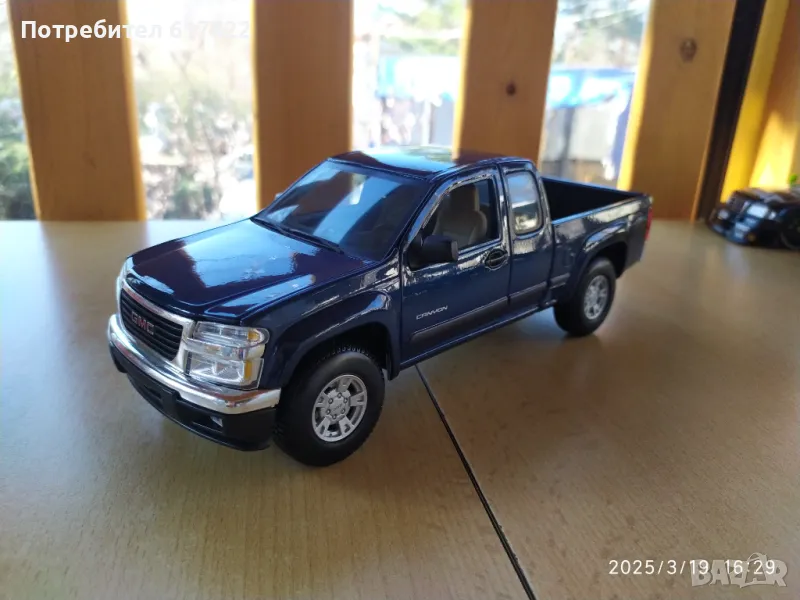 1:18 Метален модел на GMC Canyon Pickup - Maisto, снимка 1