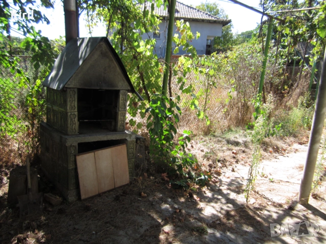 Къща с голям двор в село Мътеница, снимка 11 - Къщи - 52175347