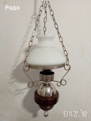 Красив полилей с бял стъклен абажур, снимка 2 - Полилеи - 52152789