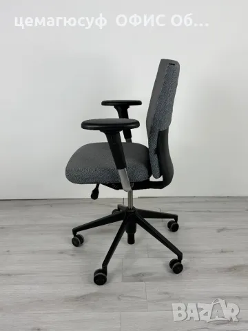 Vitra офис -стол Антонио Читерио в отлично състояние,, снимка 3 - Столове - 49842501