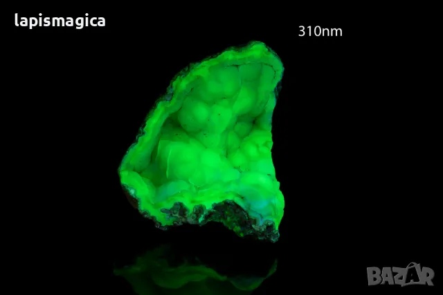 Флуоресцентна натечка халцедон 35.6g от България, снимка 3 - Други ценни предмети - 47068886