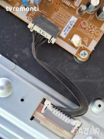 подсветка от дисплей HH032AGH-R1 от Телевизор Samsung модел UE32H4000 , снимка 2 - Части и Платки - 50904141
