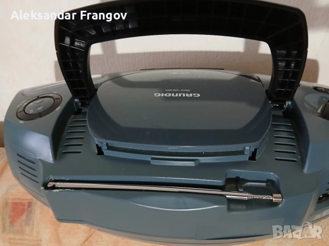 GRUNDIG RRCD 1400 , радио касенофон , CD - MP3 , снимка 8 - Радиокасетофони, транзистори - 53028314