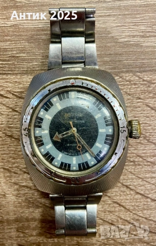 Восток „Амфибия“ 200 м, СССР, 18 камъка, механичен