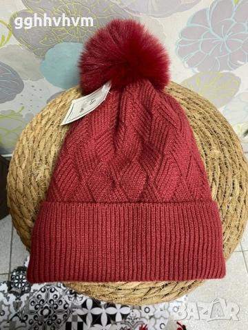 зимна шапка