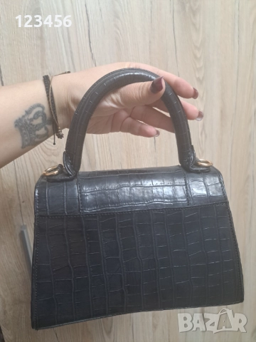 Хит модел чанта, снимка 3 - Чанти - 52516137