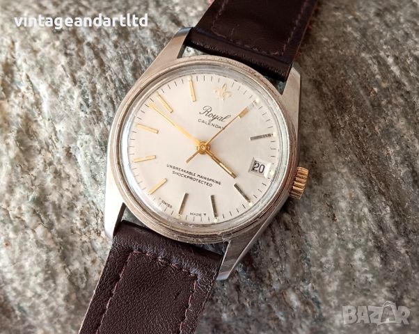 Колекционерски часовник Royal, Swiss made, отлично работи, снимка 1 - Антикварни и старинни предмети - 45917256