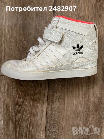 Дамски маратонки ADIDAS, снимка 13 - Маратонки - 53474301