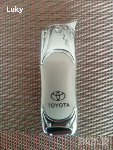 Стилна ,колекционерска запалка на японски ,автомобилен,производител-2.Работеща., снимка 1 - Запалки - 45168305