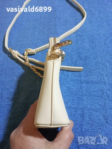 Дамска чантичка , снимка 7 - Чанти - 53905503
