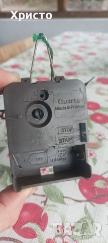 Стар кварцов механизъм за стенен часовник, снимка 2 - Стенни часовници - 53694967