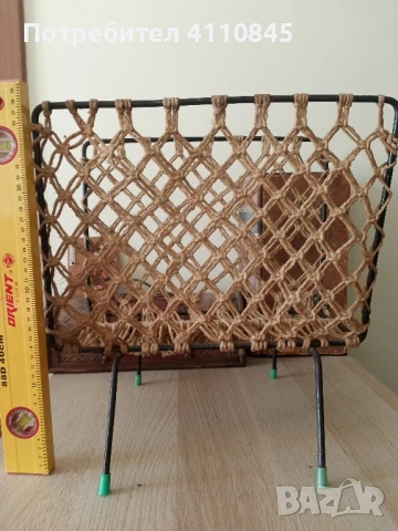 Ретро поставка за вестници и списания  20 лв., снимка 2 - Антикварни и старинни предмети - 50564628