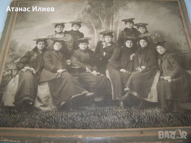 Голяма стара фотография на картон, дамска сбирка, снимка 2 - Други ценни предмети - 46642586