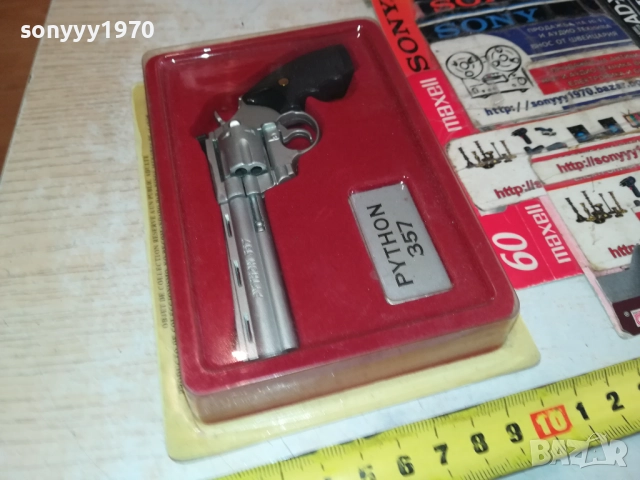 МЕТАЛЕН МОДЕЛ НА РЕВОЛВЕР-КОЛЕКЦИОНЕРСКИ 2309251719, снимка 9 - Колекции - 51810365