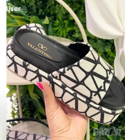 Търся чехли valentino