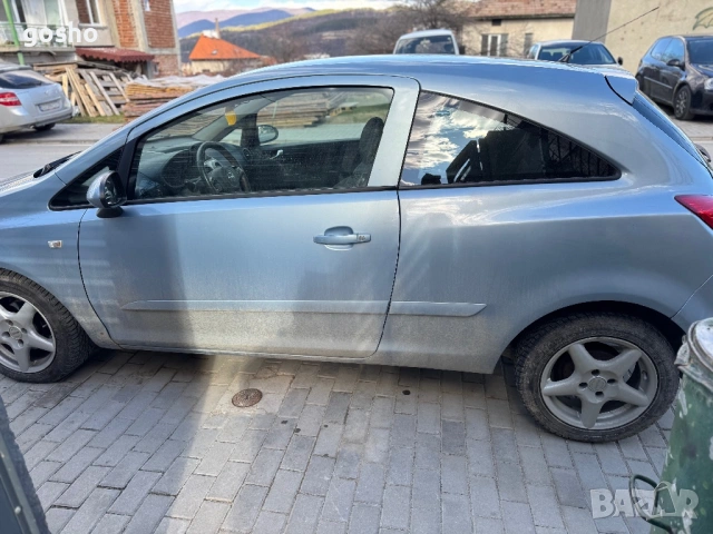 Продавам Opel Corsa D 2007г. Газ-Бензин, снимка 4 - Автомобили и джипове - 53926629