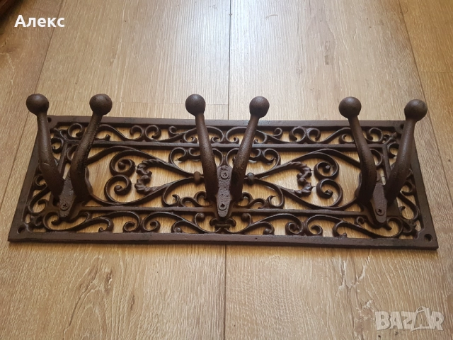 Масивна Чугунена закачалка с Барокови елементи., снимка 5 - Закачалки - 39812994