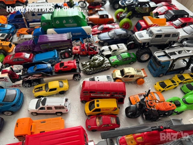 Колекция от метални колички, мотори и атевета, снимка 8 - Колекции - 53656537