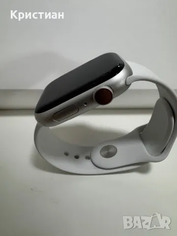 Apple Watch Series 8 LTE 45mm Silver, снимка 5 - Смарт часовници - 47817034