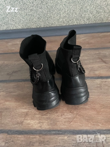 Дамски обувки боти, снимка 5 - Дамски ежедневни обувки - 51856906