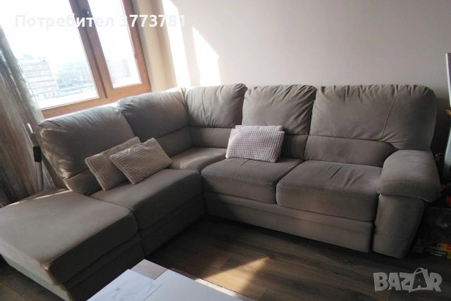 Разтегателен ъглов диван 
