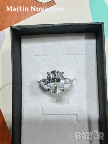 Сребърен пръстен с кубичен цирконий, снимка 1 - Пръстени - 45017309