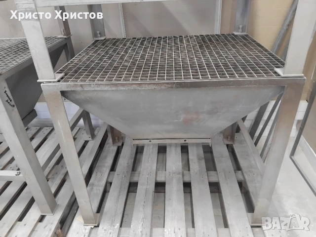 Продавам заваръчни маси, снимка 2 - Други машини и части - 54174057