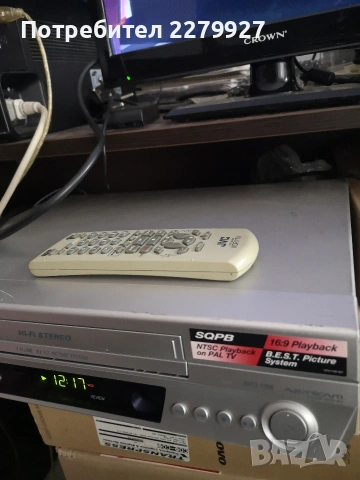 Видео рекордер JVC HR-V510E Hi-Fi Stereo  , снимка 2 - Плейъри, домашно кино, прожектори - 53616024