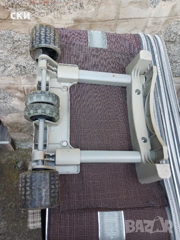 куфар плат в.70см ш.50см д.30см с колелца, снимка 7 - Куфари - 50551779