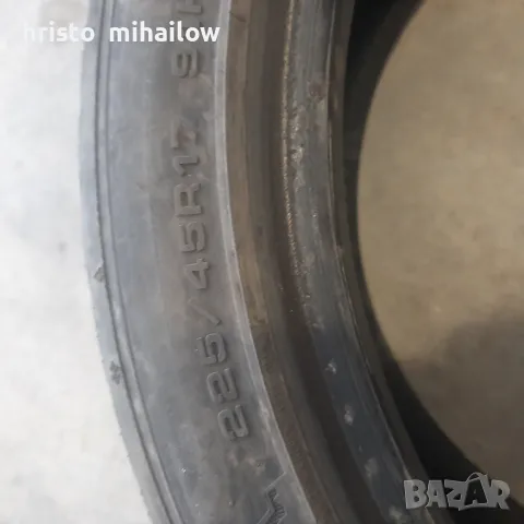 Зимни  гуми      DUNLOP 225/45/17.Много запазени.4бр, снимка 10 - Гуми и джанти - 48180406