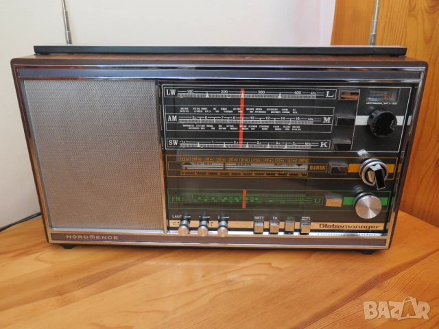  Nordmende Globemanager- Radio,1970/1971 , снимка 2 - Радиокасетофони, транзистори - 52420343
