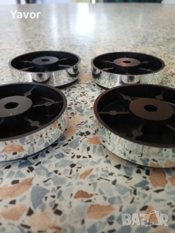 Нови крачета за аудио техника 10 лв за 4бр, Д 50мм , В15мм, снимка 4 - Ресийвъри, усилватели, смесителни пултове - 51616901