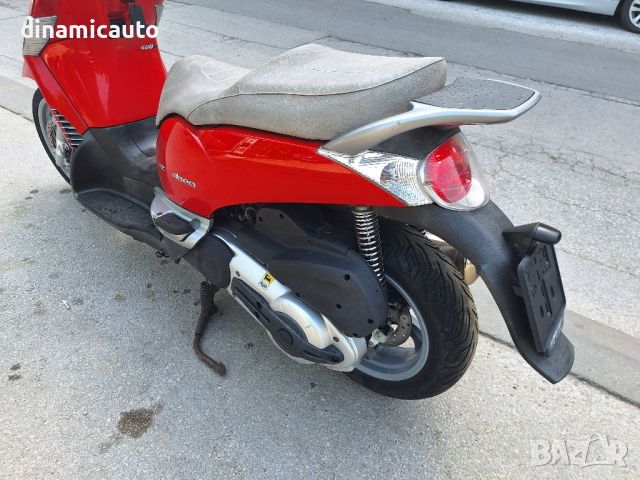 Aprilia Scarabeo 400ie - 2006г. отличен, снимка 8 - Мотоциклети и мототехника - 46322577