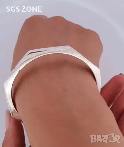 bracelet
  silver 925/Гривна твърда осмоъгълна
 сребро 925, снимка 1 - Гривни - 47003471