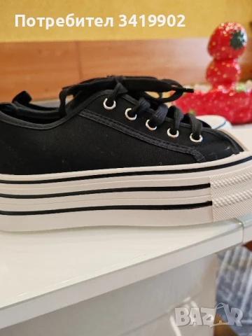 Дамски кецове 