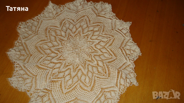 покривки -ръчно плетиво, снимка 15 - Покривки за маси - 51727624