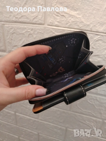 Дамско портмоне Janet Paris , снимка 7 - Портфейли, портмонета - 53472965