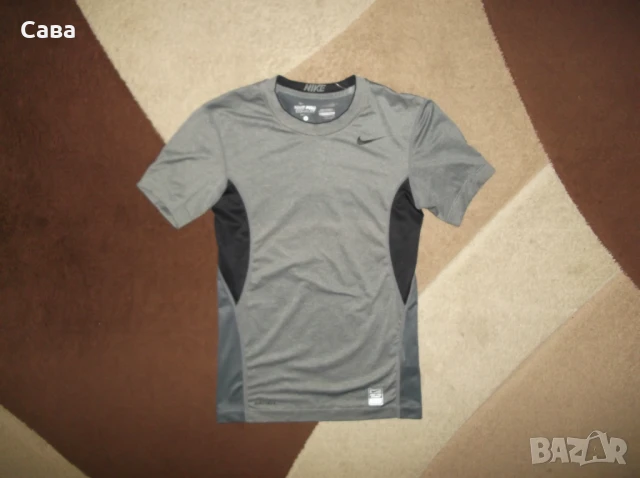 Тениски NIKE  дамски-С и Л, снимка 4 - Спортни екипи - 41533642