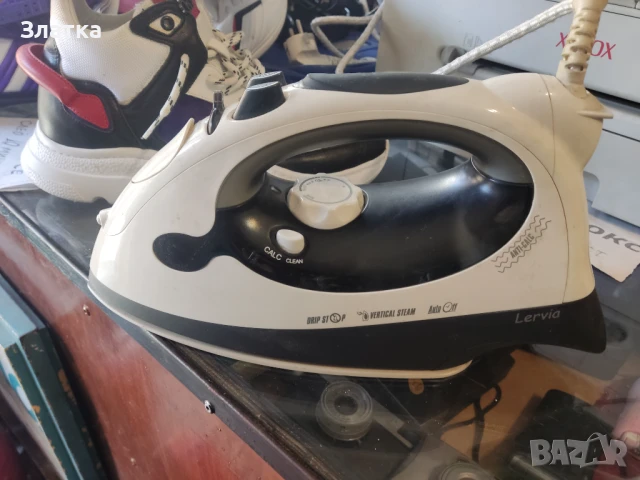 Парна ютия с вертикално гладене Сгъваема мини ютия Туристическа ютия Парни ютии, снимка 13 - Ютии - 42174658