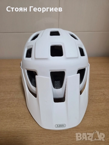 Чисто нова Велосипедна каска ABUS Modrop MIPS, Бял, Размер L, снимка 3 - Аксесоари за велосипеди - 52350992