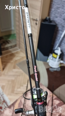 Спининг въдици DAM,Daiwa с макари, снимка 5 - Въдици - 51657667