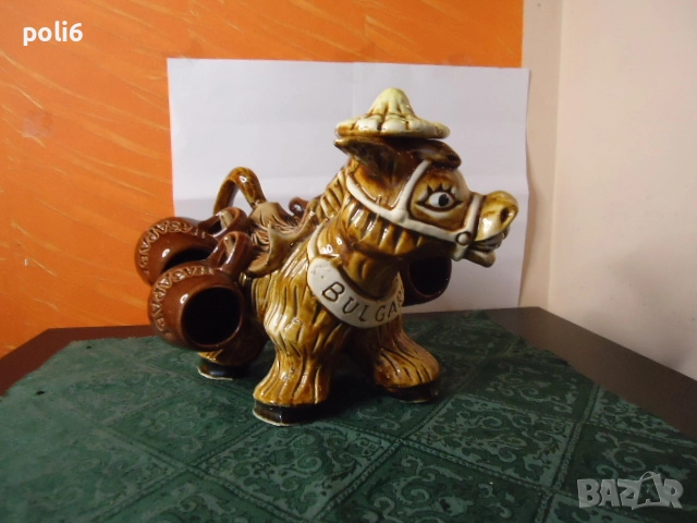 керамично шише магаре с 5 чашки,сервиз за ракия, снимка 2 - Аксесоари за кухня - 39020620