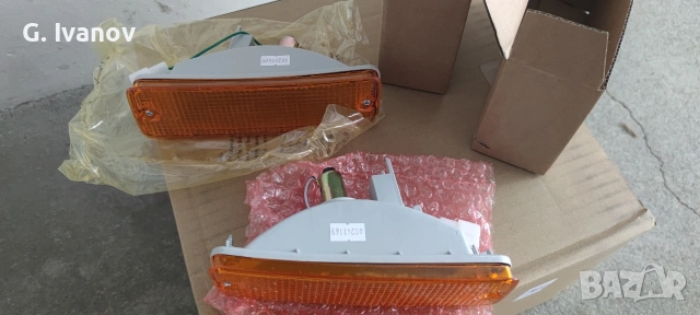 Чисто Нови Мигачи Бели Жълти Toyota Hilux VW TARO, снимка 7 - Части - 53441266