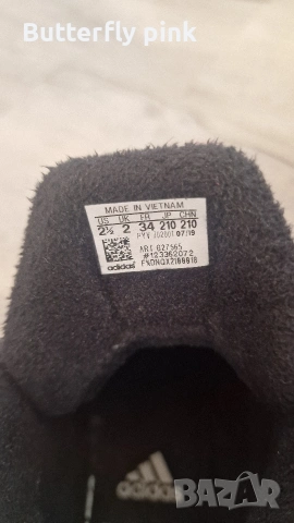 Adidas 34 номер Детски оригинални обувки/боти, снимка 5 - Детски боти и ботуши - 53702978