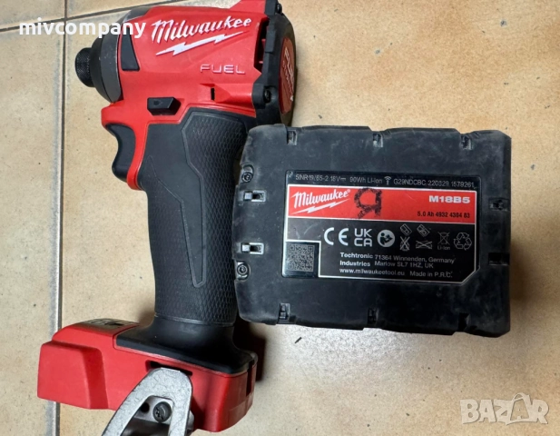 Акумулаторен ударен винтоверт Milwaukee M18FID2, снимка 7 - Винтоверти - 52891365