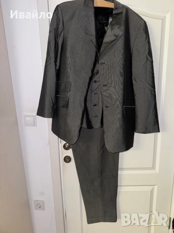 Мъжки костюми