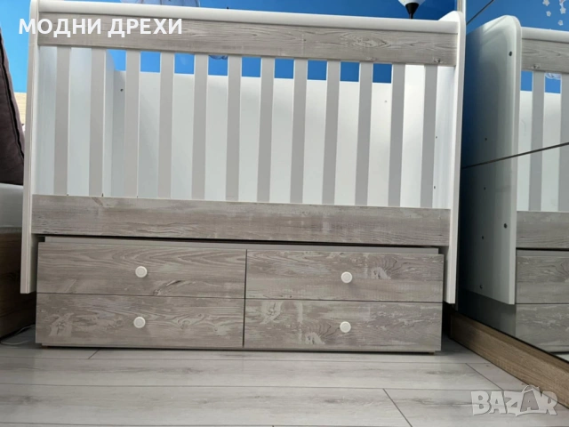 Бебешко легло с люлеещ механизъм, снимка 2 - Спални и легла - 53931218